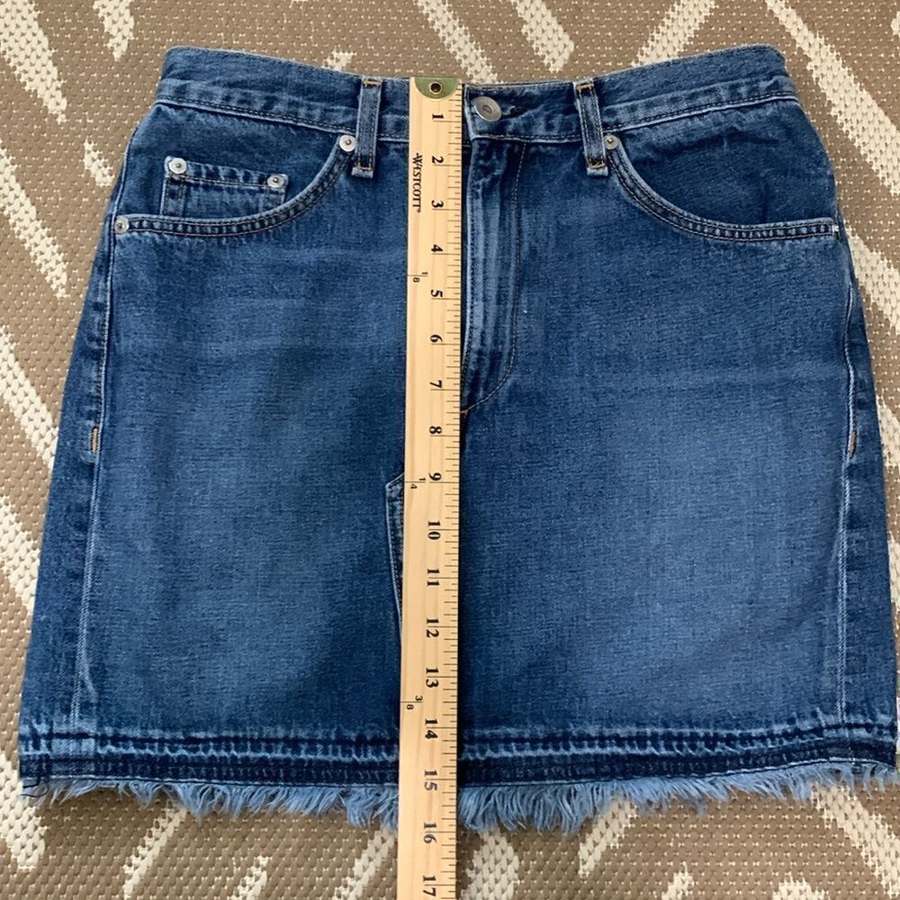 rag & bone Distressed Style Fringed Medium Wash Denim Skirt W1B2K273FRI Size 27 - Picture 15 of 17
